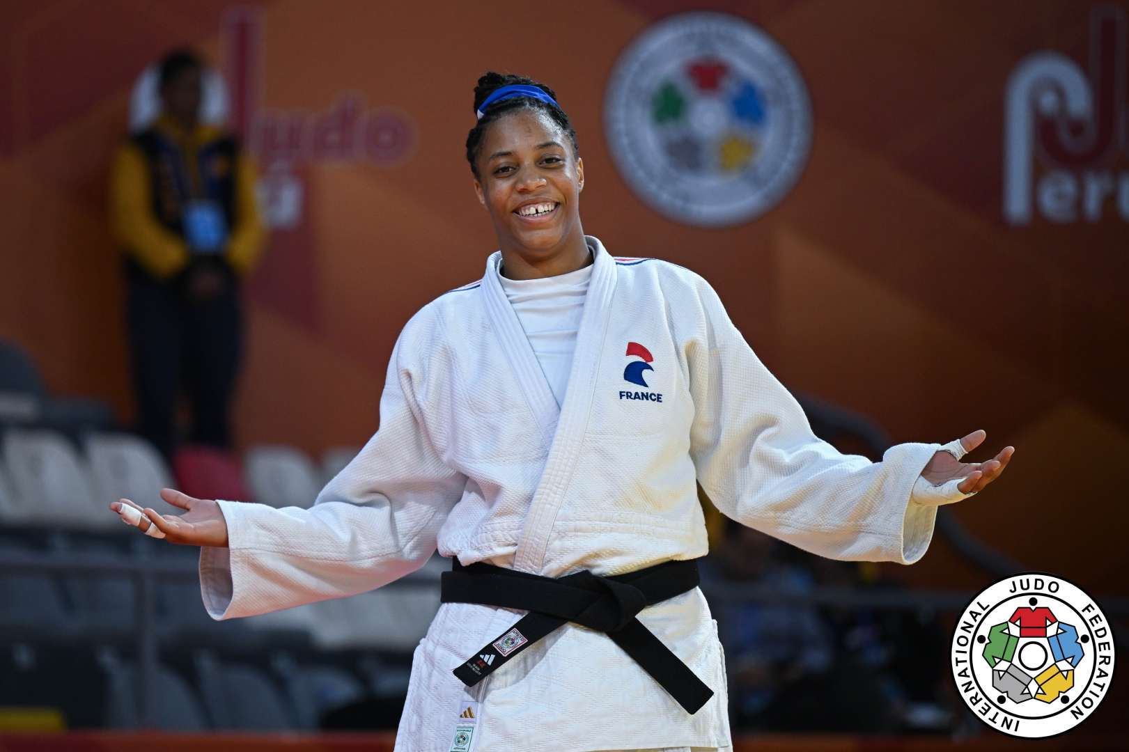 Cancan 5.jpg (97 KB)