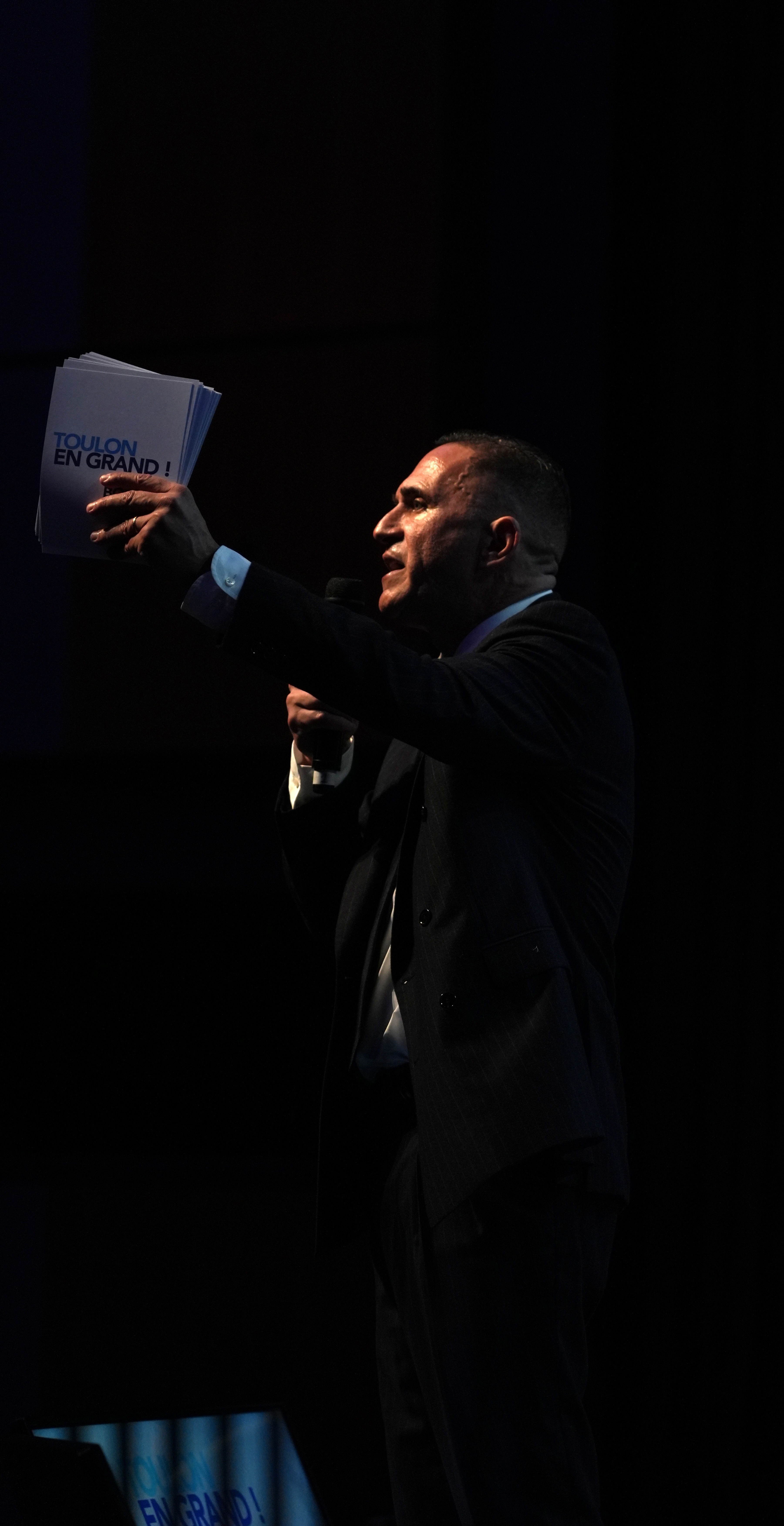 Michel Bonus au Palais Neptune &agrave; Toulon &copy; Conrad Eberhaerd (5)-1.JPG (2.85 MB)