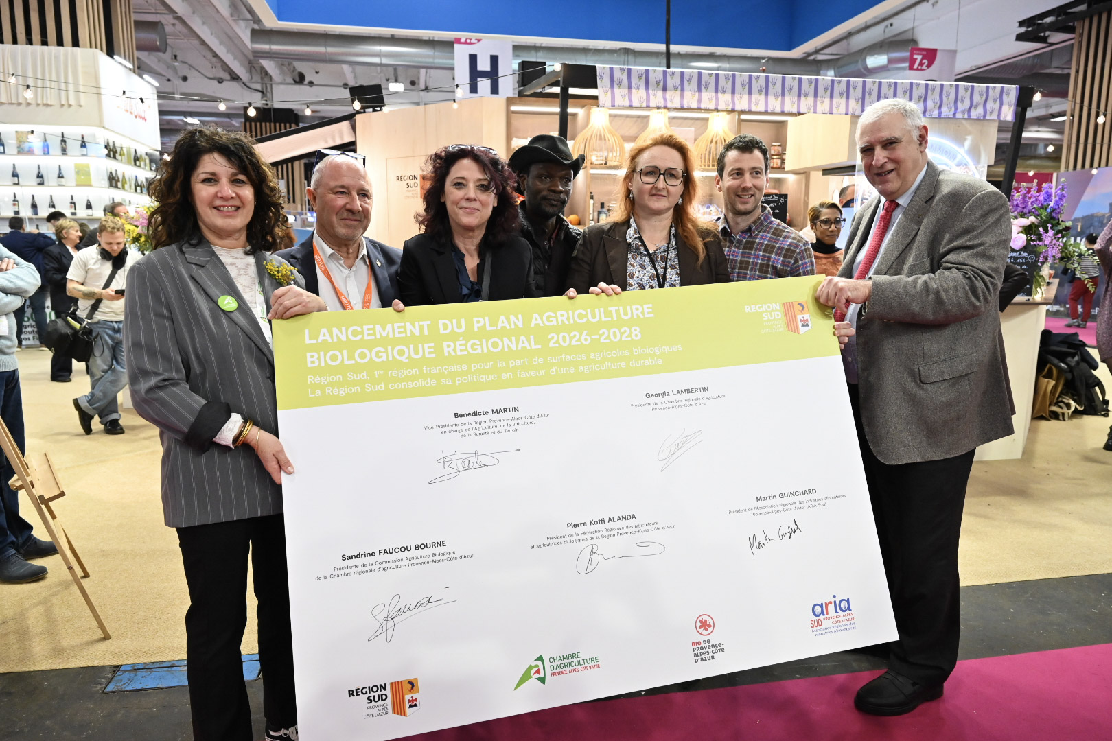 R&eacute;gis CINTAS-FLORES.jpg (438 KB)