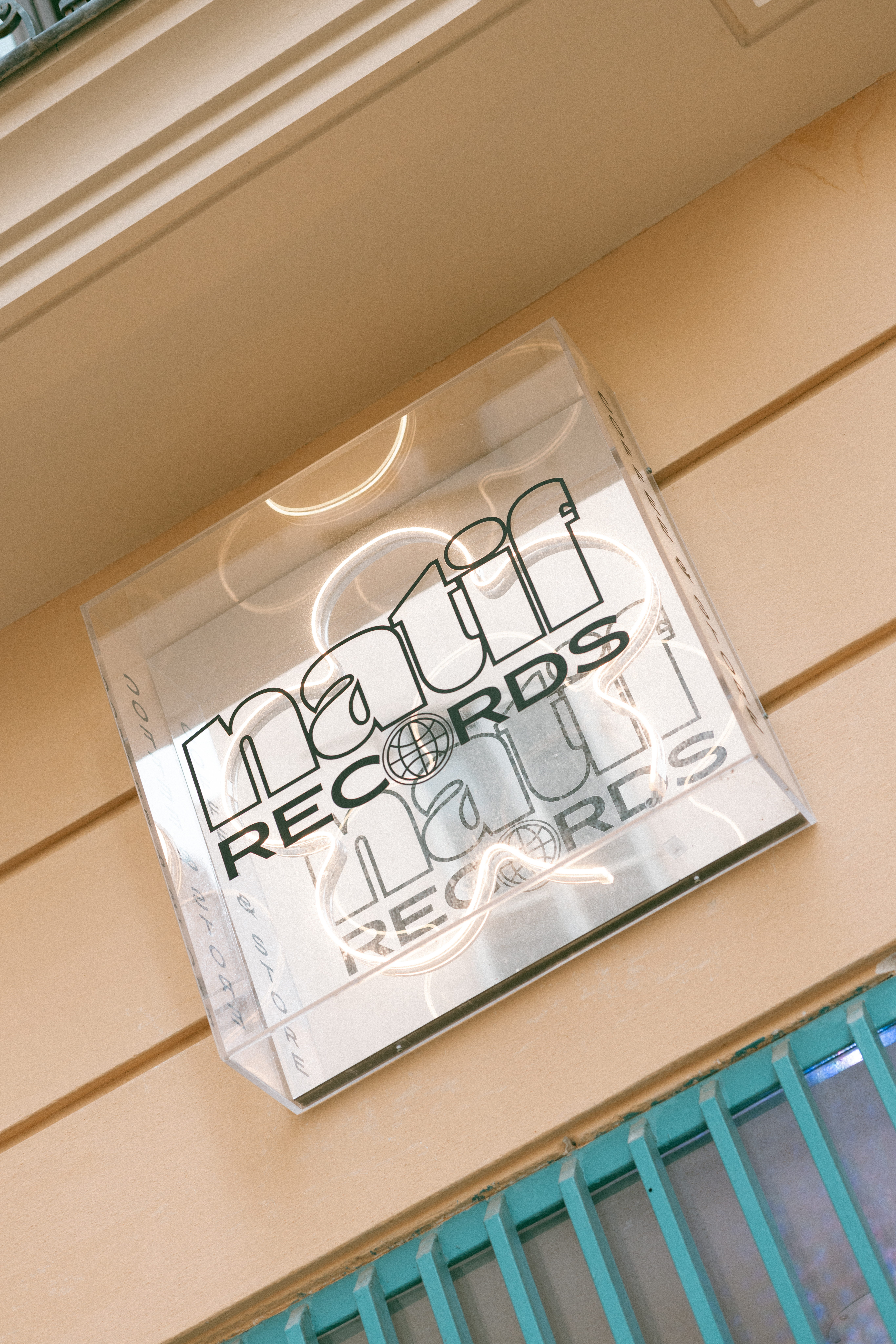 Opening-records-363.jpg (24.55 MB)