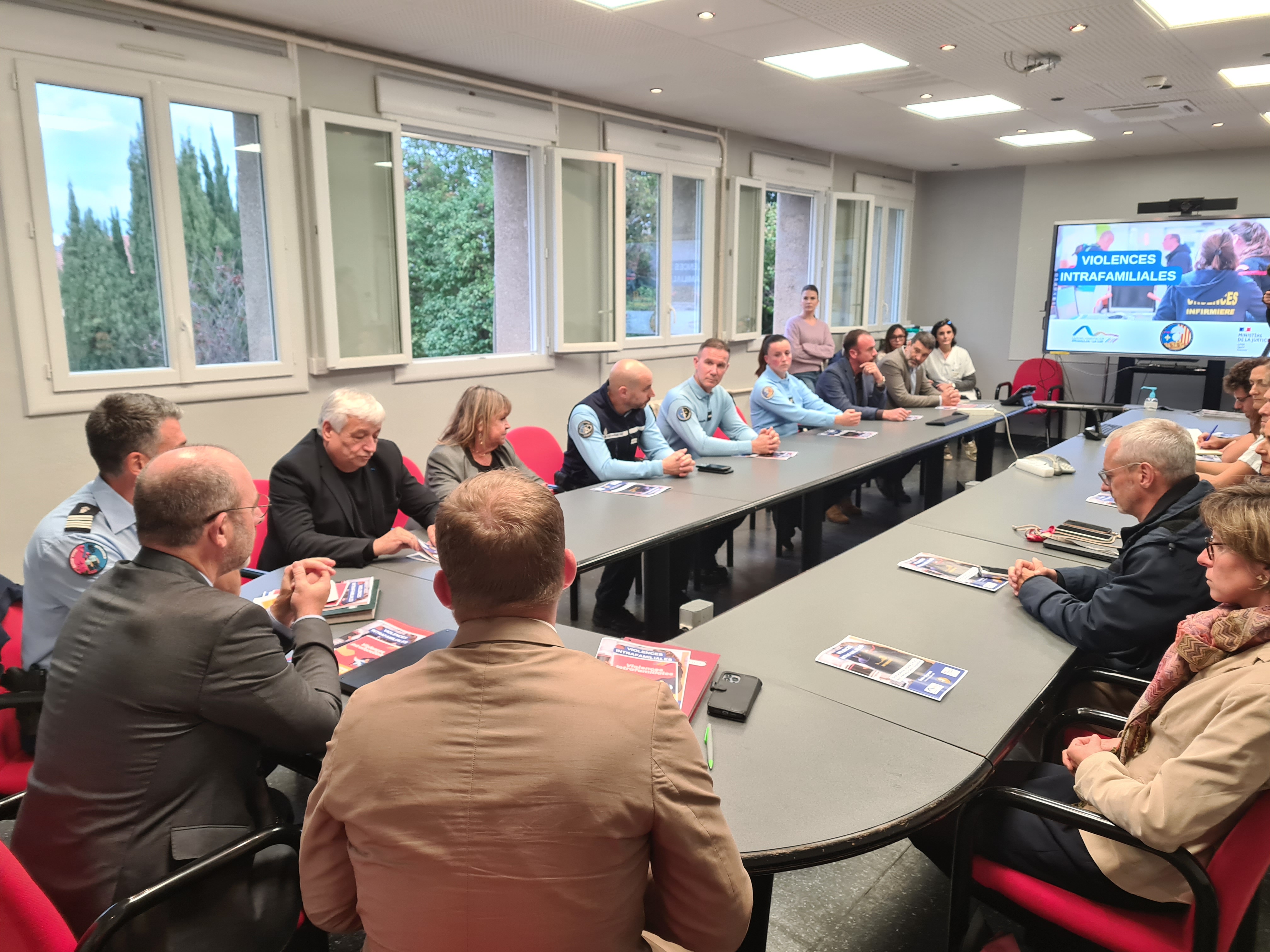 SIGNATURE 3.jpg (2.42 MB)