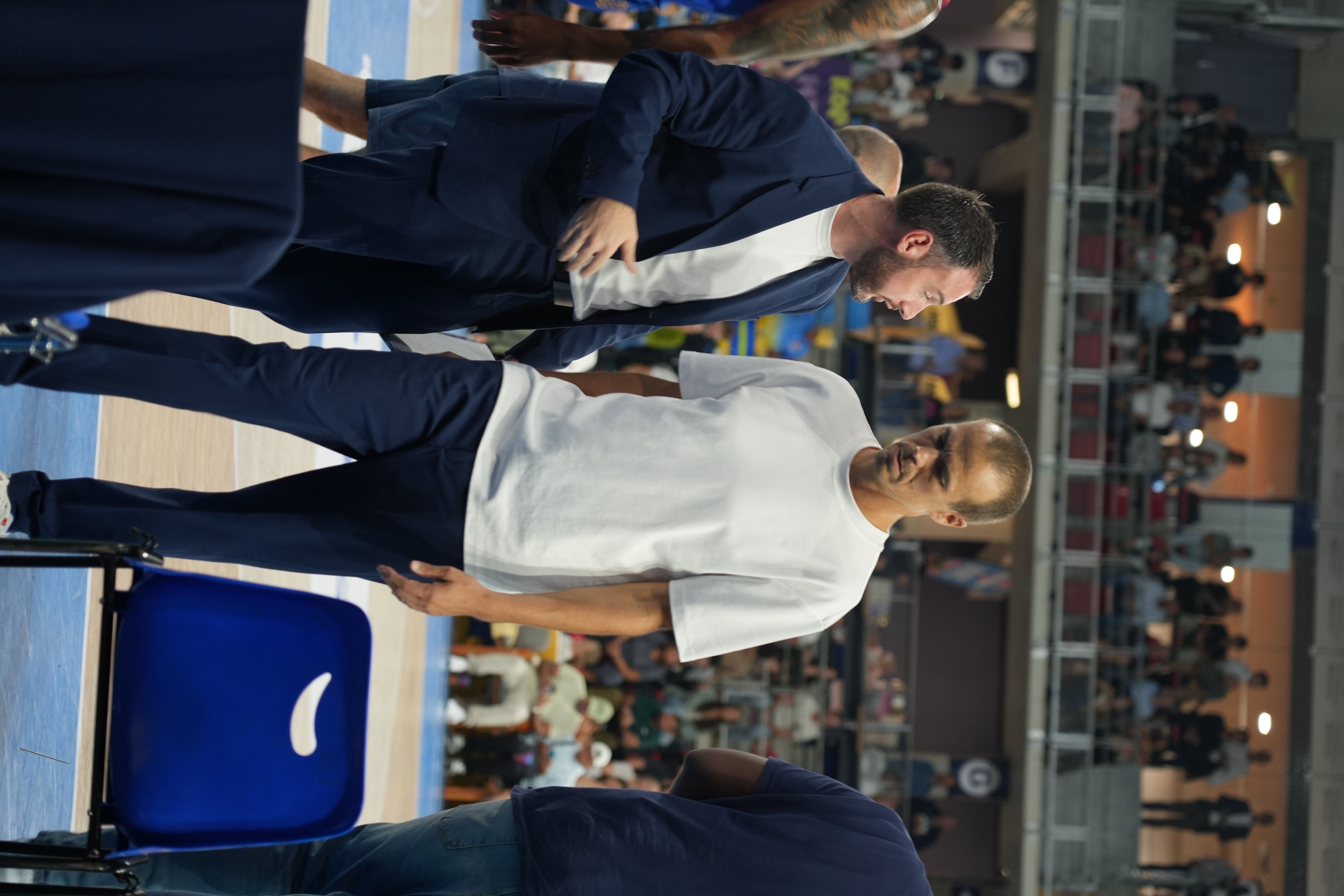 VIP02532.JPG (7.03 MB)