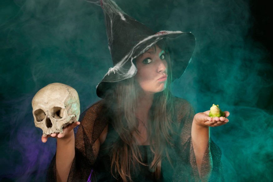 Fête de la Sorcière 2025 : La Crau s’illumine pour un évènement féérique !